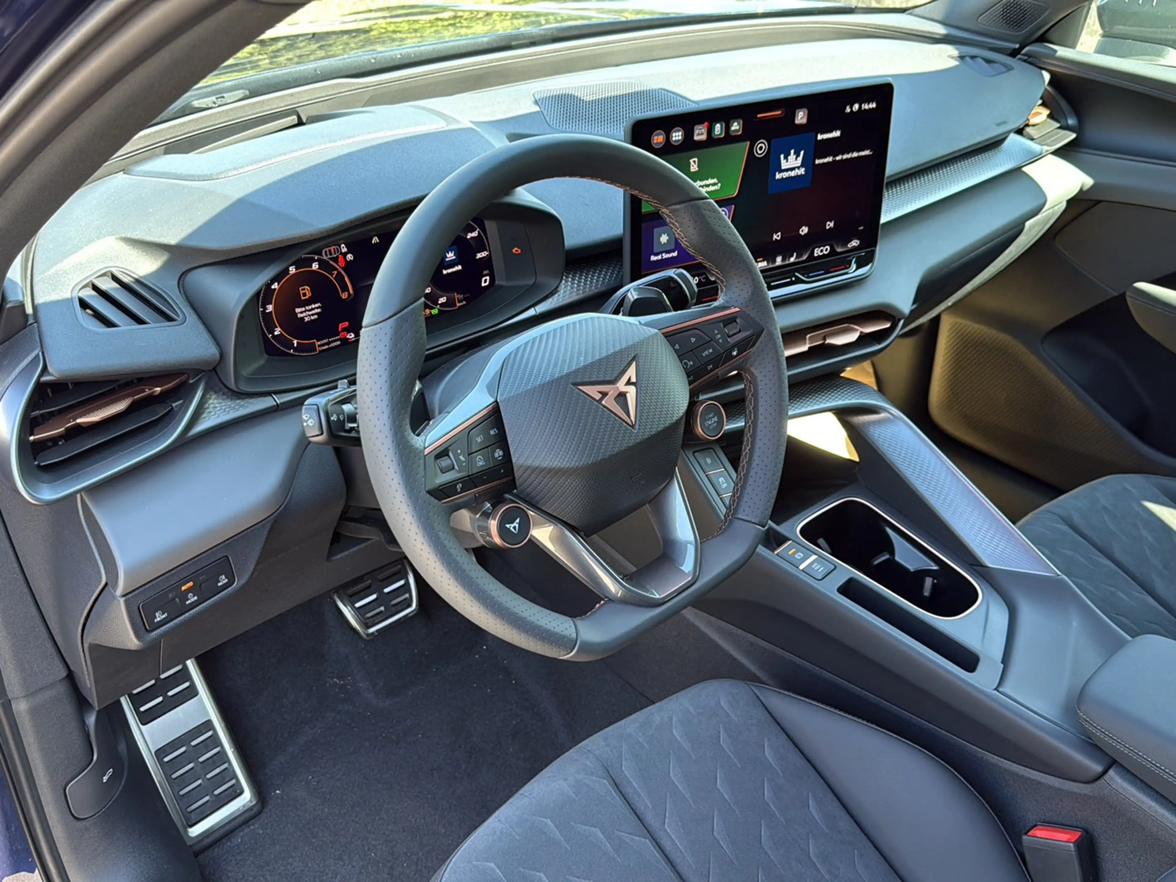 CUPRA Terramar e-HYBRID 204 PS DSG — photo 11