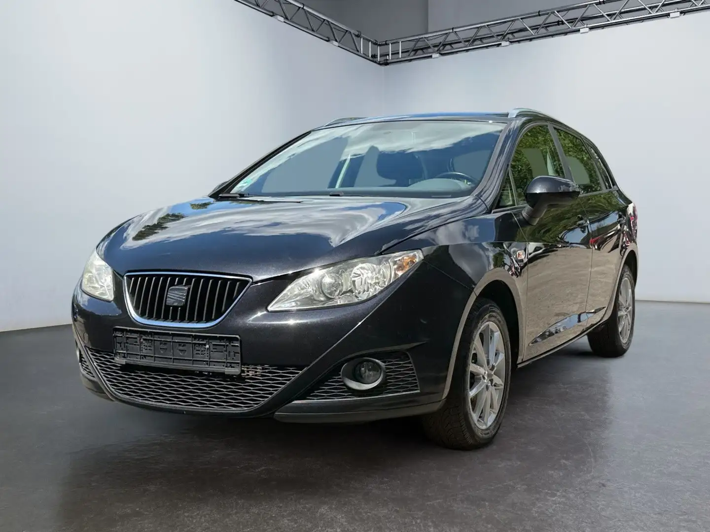 SEAT Ibiza ST Style Schwarz - 1