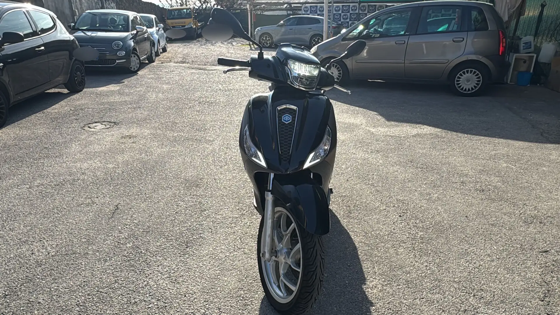 Piaggio Medley 125 - 1