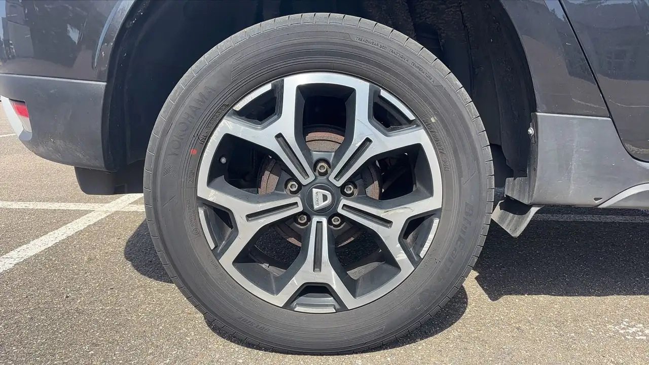 Dacia Duster — photo 16