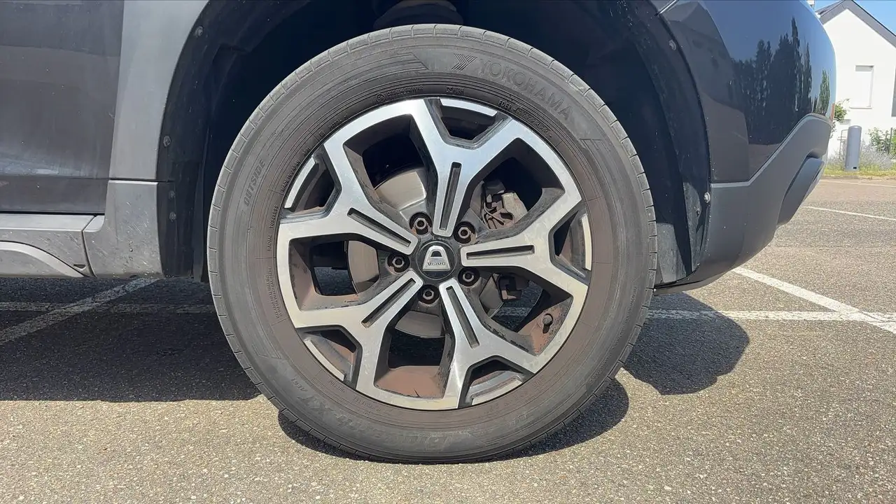 Dacia Duster — photo 17