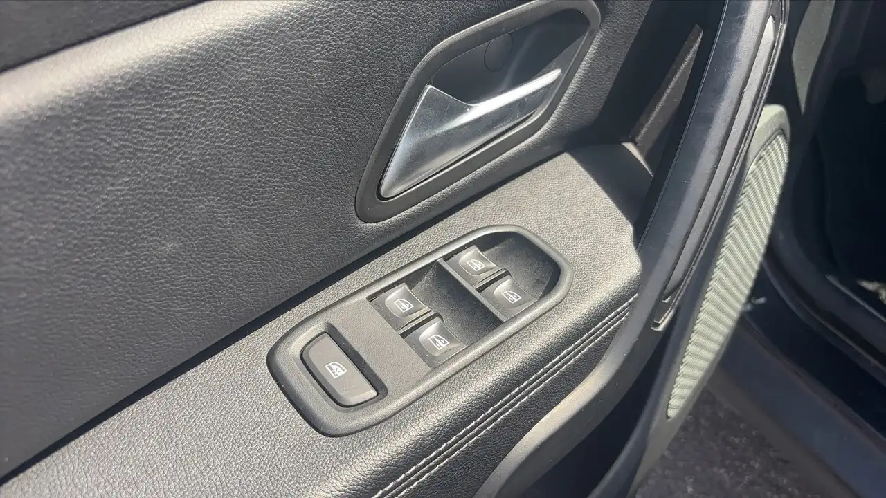 Dacia Duster — photo 23