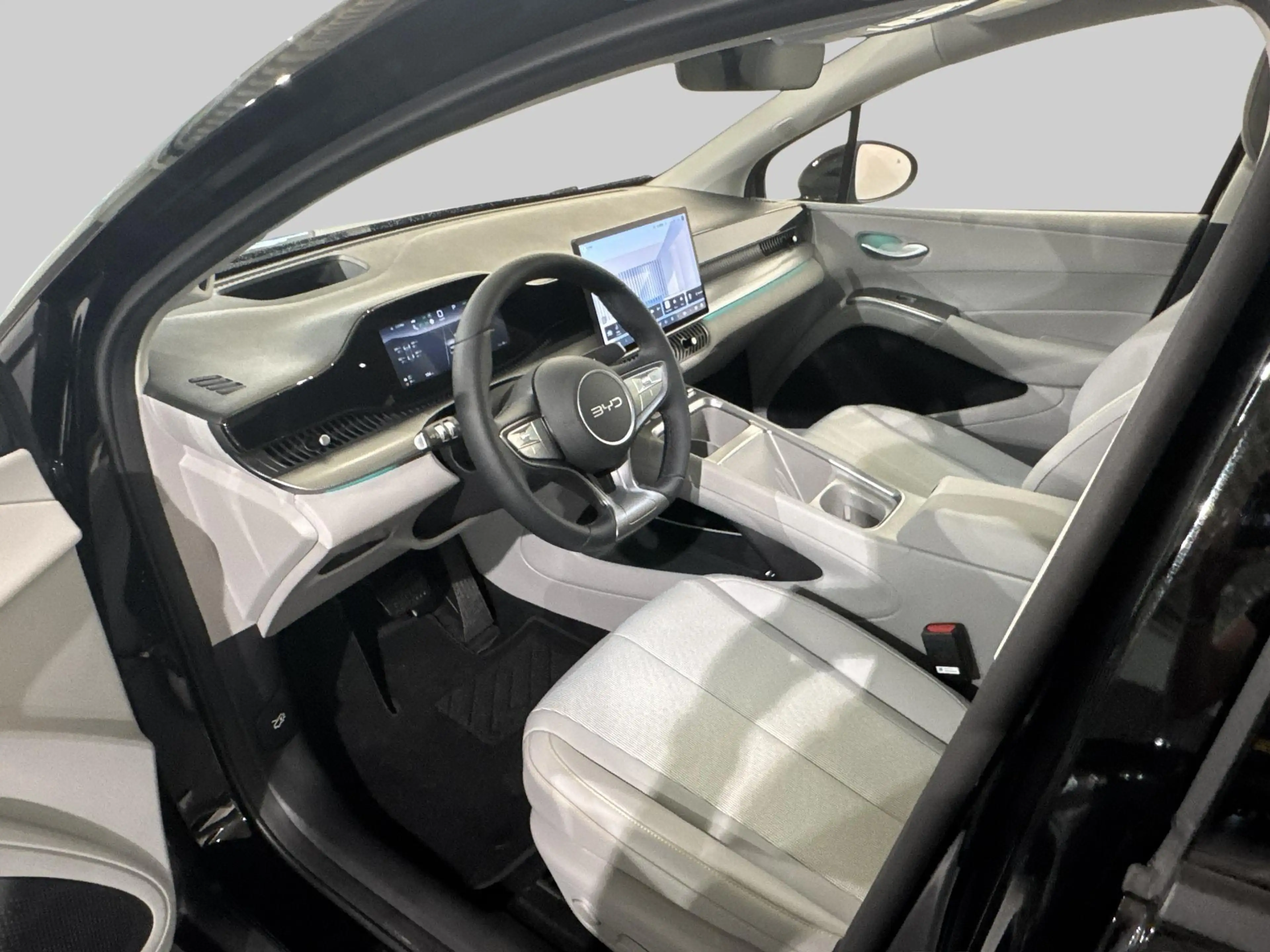 BYD Dolphin G 1.5L DM-i Comfort | Direct leverbaar | €1000,- Act — photo 4
