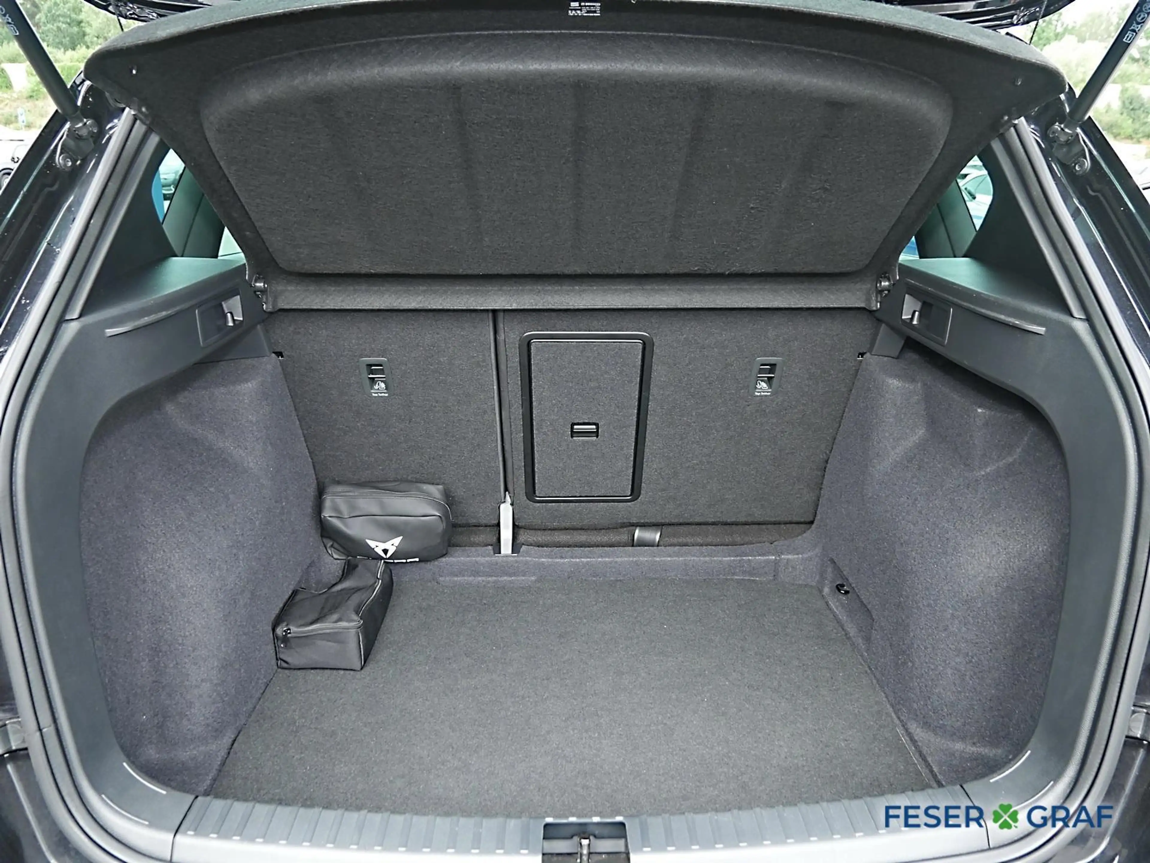 CUPRA Ateca 2.0 TSI DSG Navi TopView ParkAssist LED — photo 9