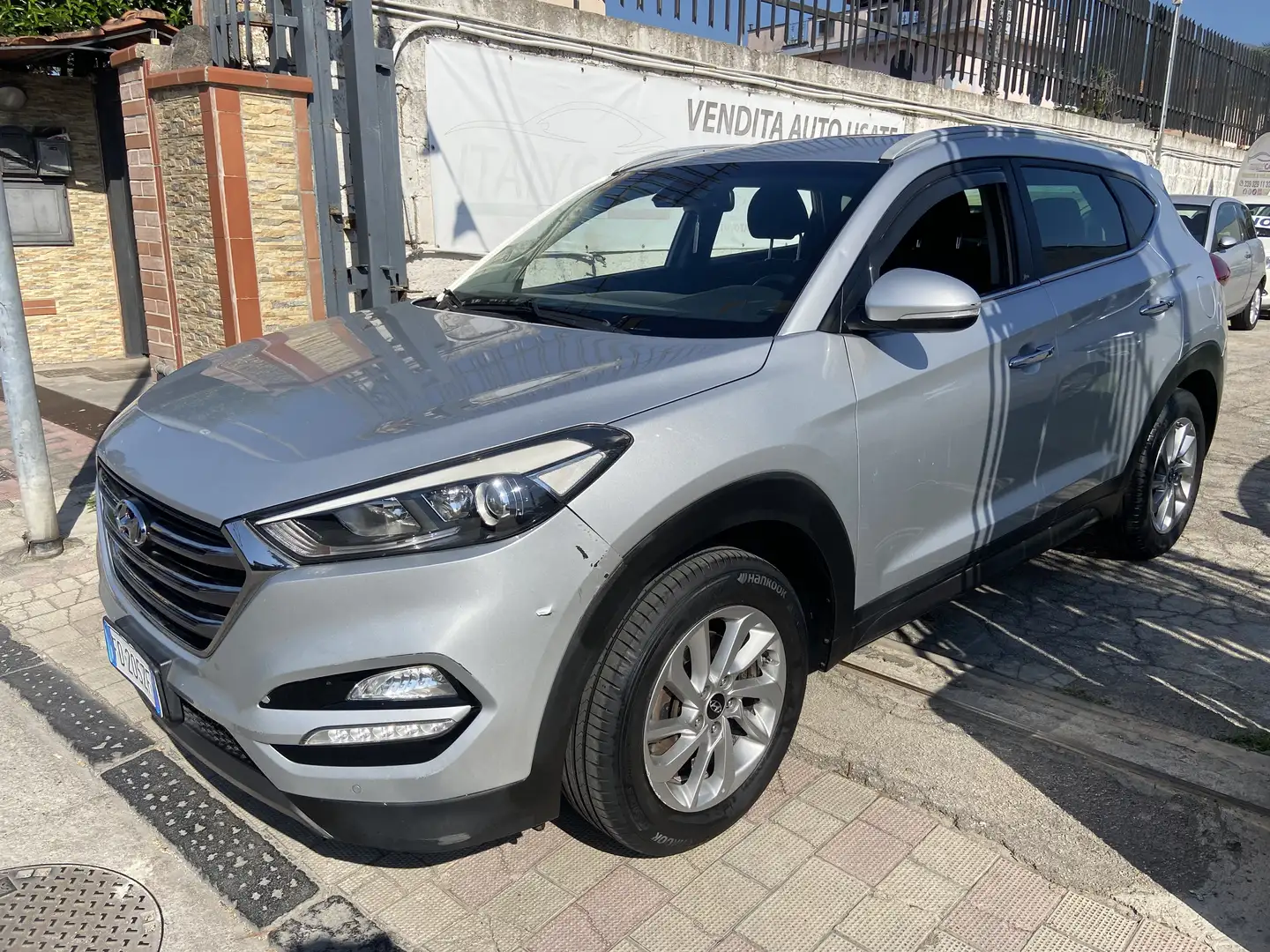 Hyundai TUCSON 1.7 crdi Classic 2wd 115cv - 2