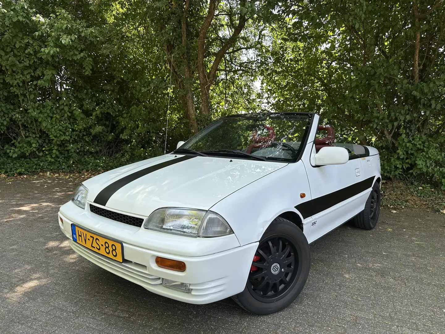 Suzuki Swift Cabriolet 1.3 historie aanwezig / APK tot 8-04-27 - 1
