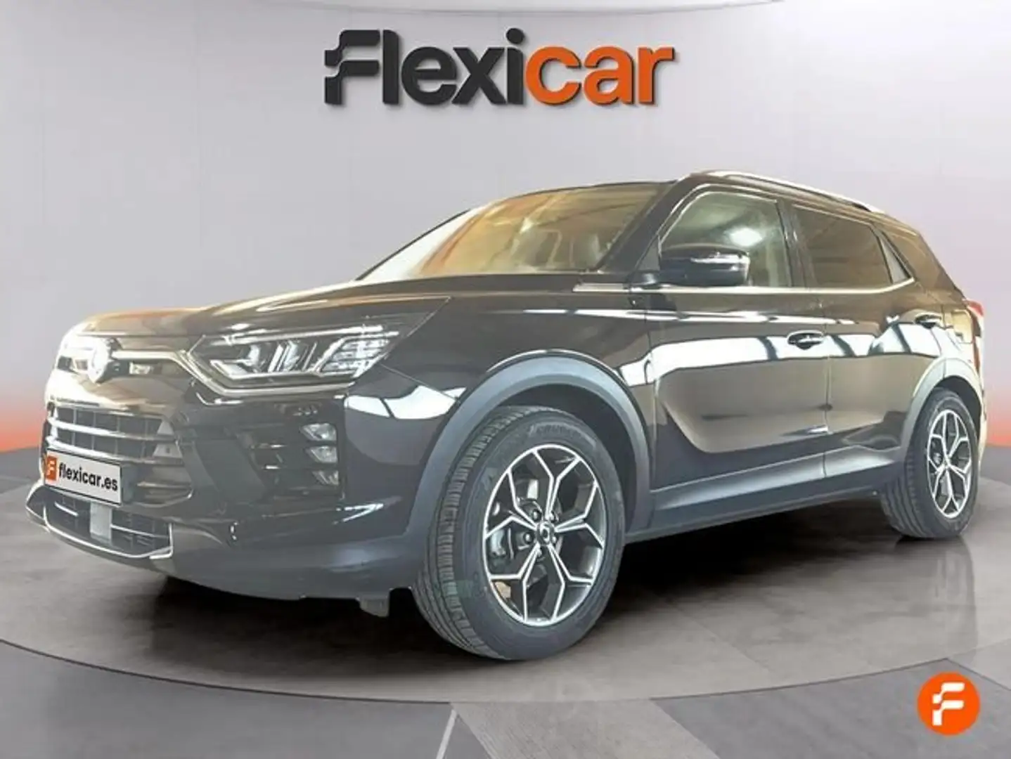 SsangYong Korando G15 Premium 4x2 L.P. Negro - 2