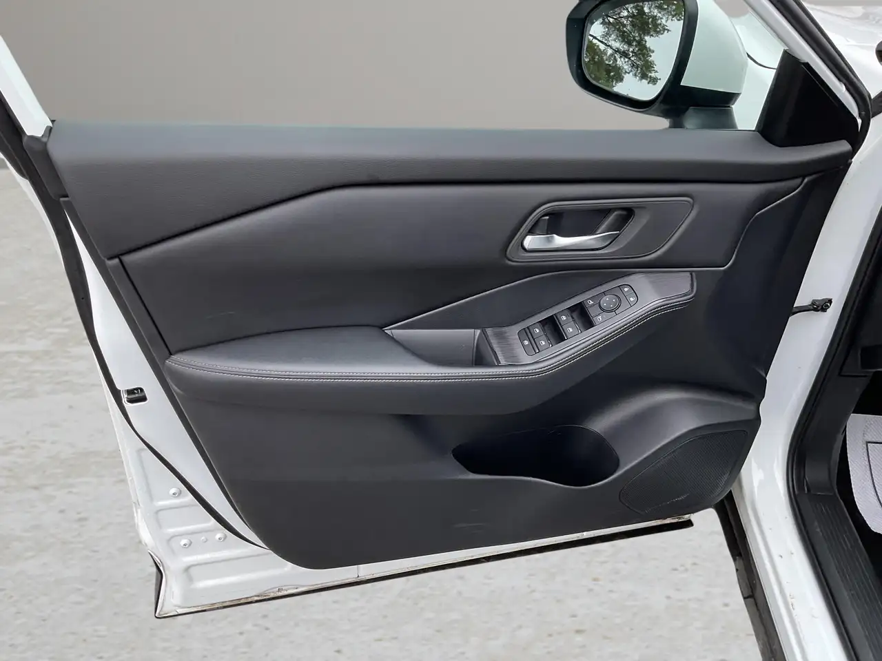 Nissan Rogue photo Nissan Rogue
