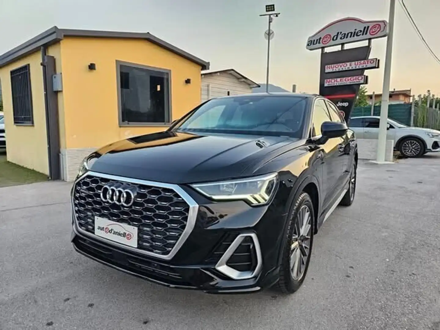 Audi Q3 40 TDI quattro S tronic S line edition Nero - 1