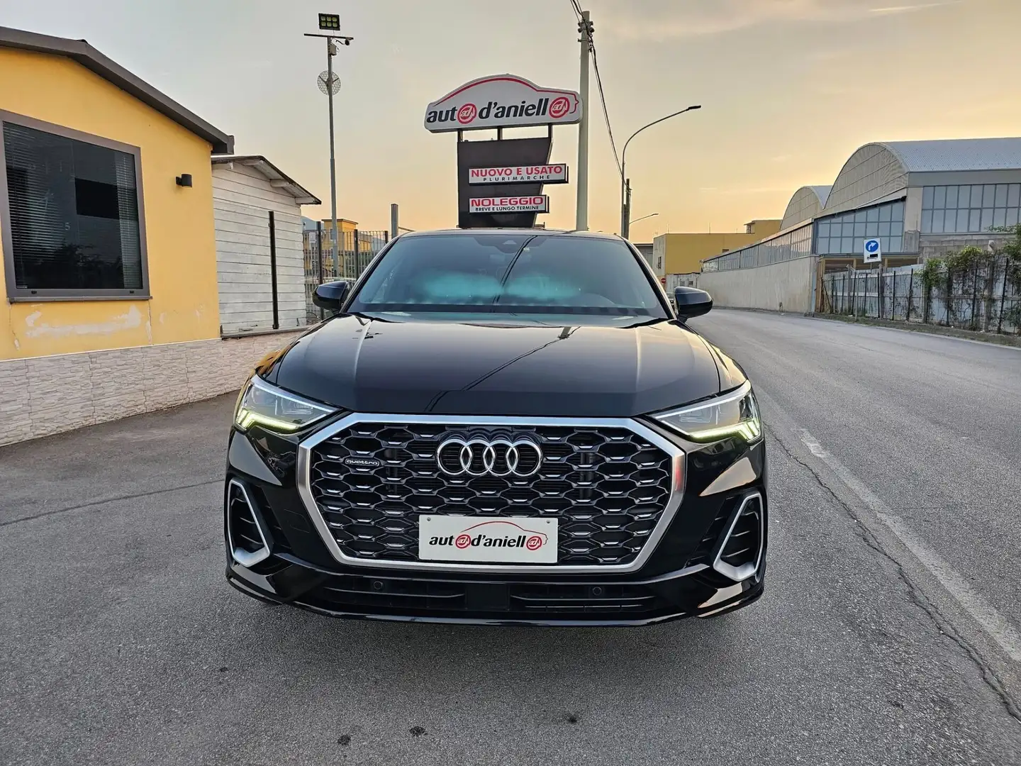 Audi Q3 40 TDI quattro S tronic S line edition Nero - 2