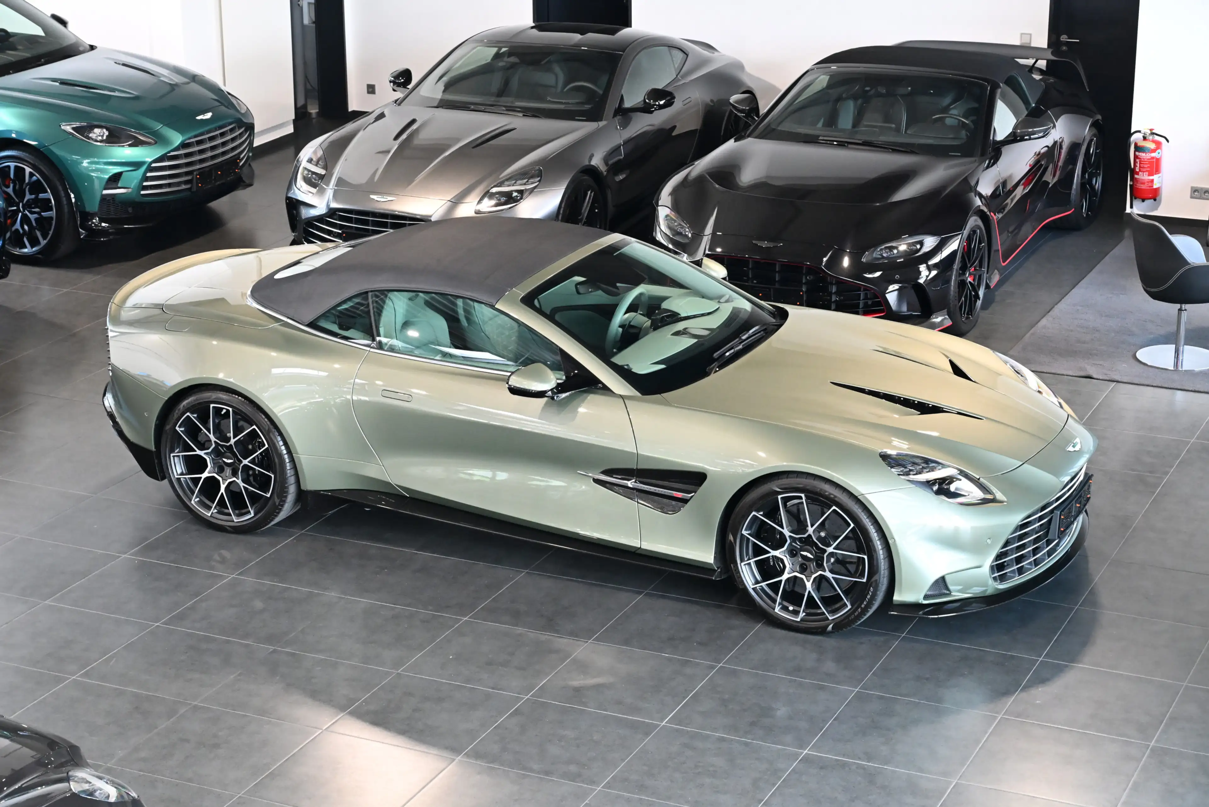 Aston Martin Vanquish Volante California Sage   UPE:526.470€ — photo 4