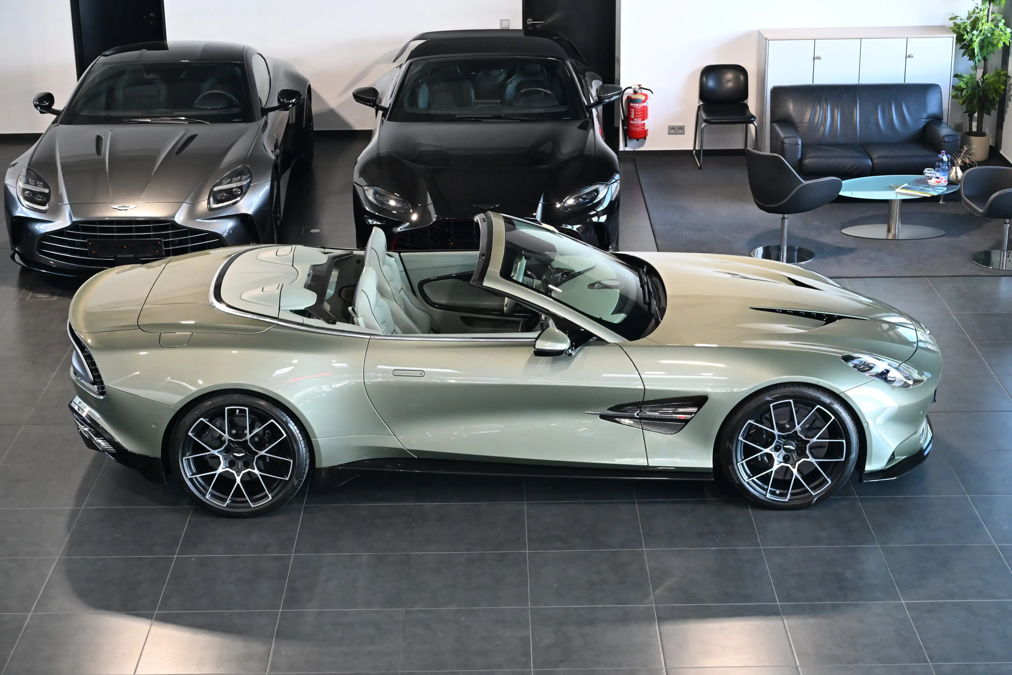 Aston Martin Vanquish Volante California Sage   UPE:526.470€ — photo 10