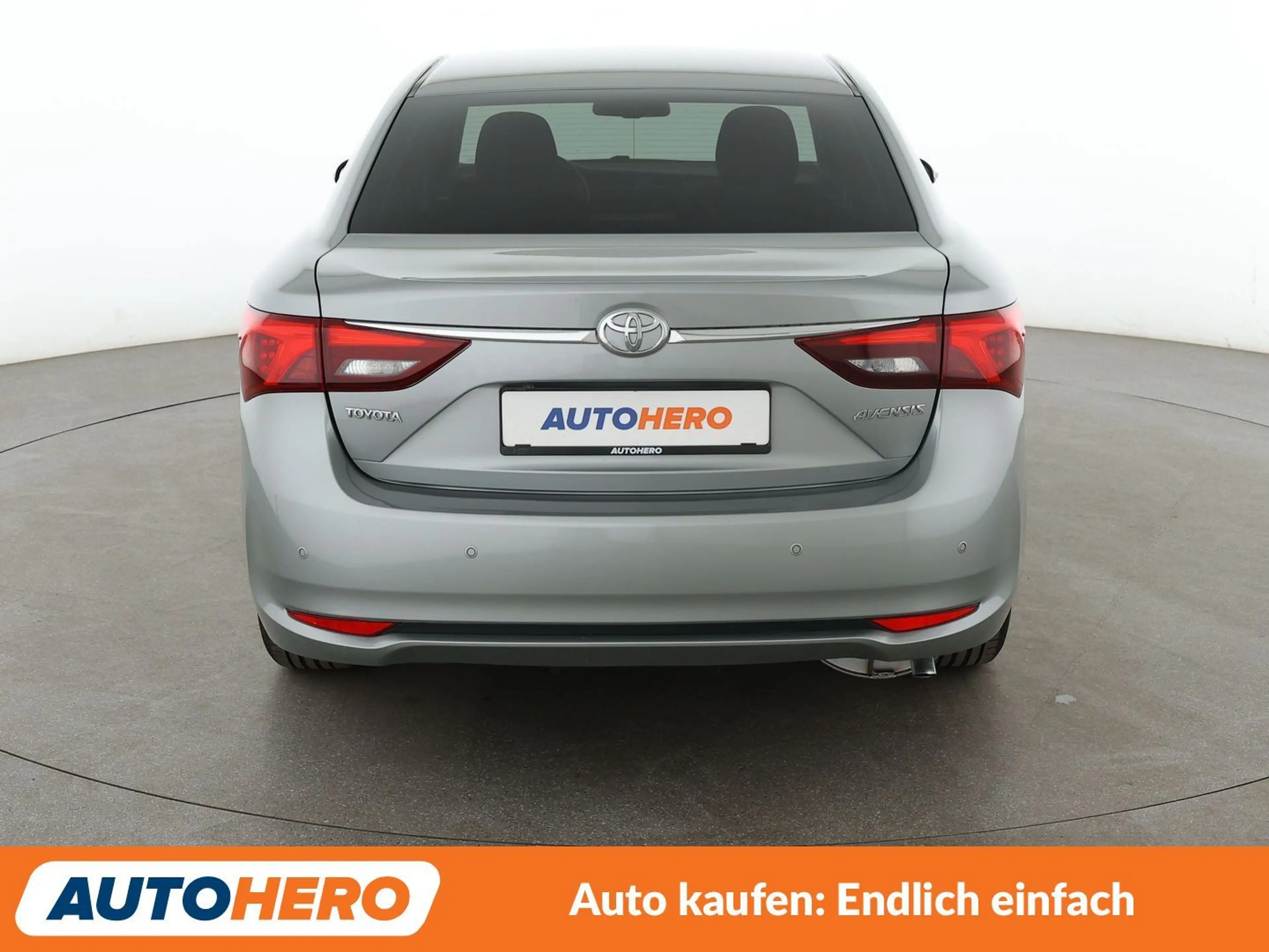 Toyota Avensis 1.8 Business Edition *NAVI*BI-LED*TEMPO*CAM*PDC* — photo 5