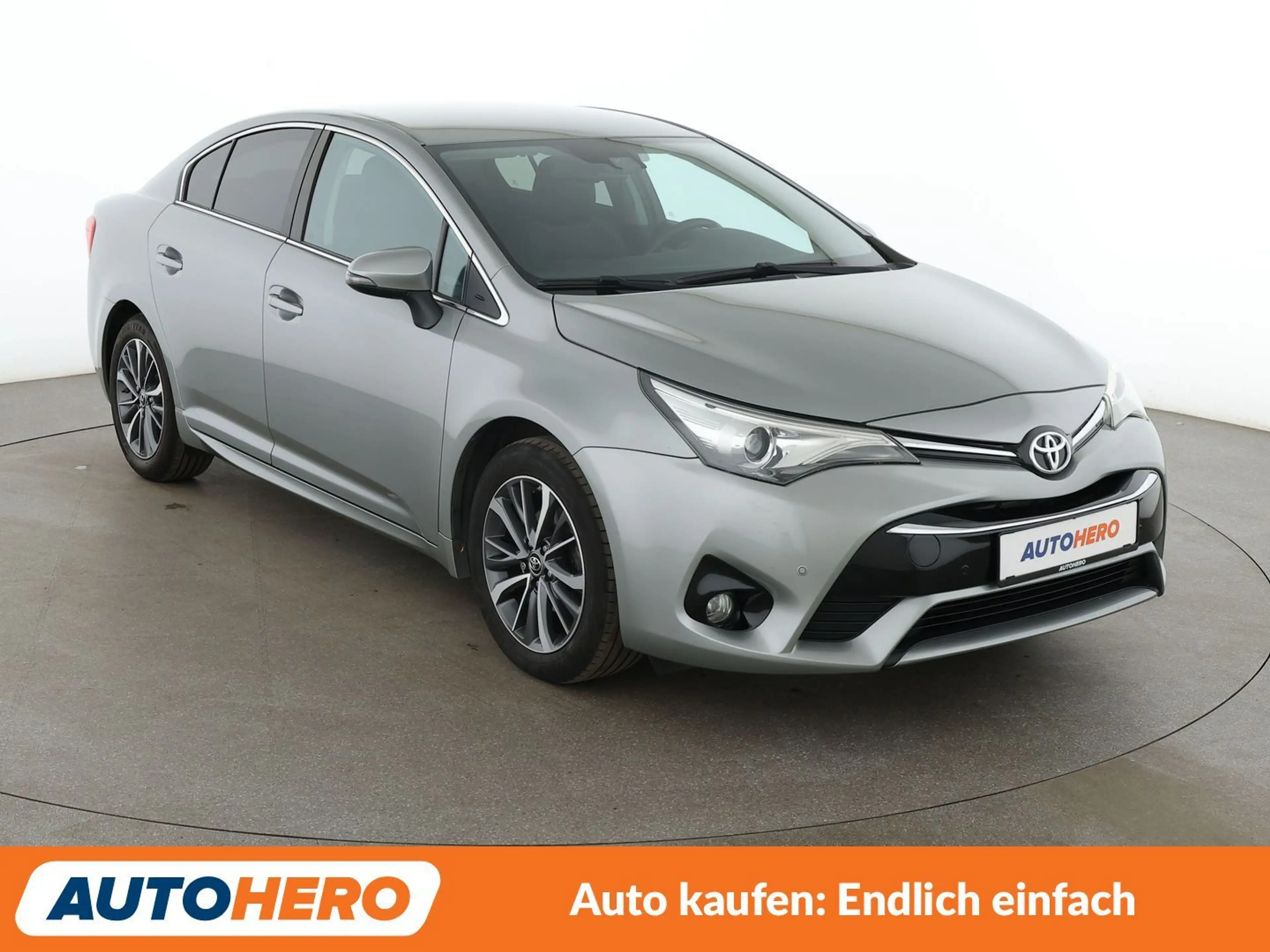 Toyota Avensis 1.8 Business Edition *NAVI*BI-LED*TEMPO*CAM*PDC* — photo 8