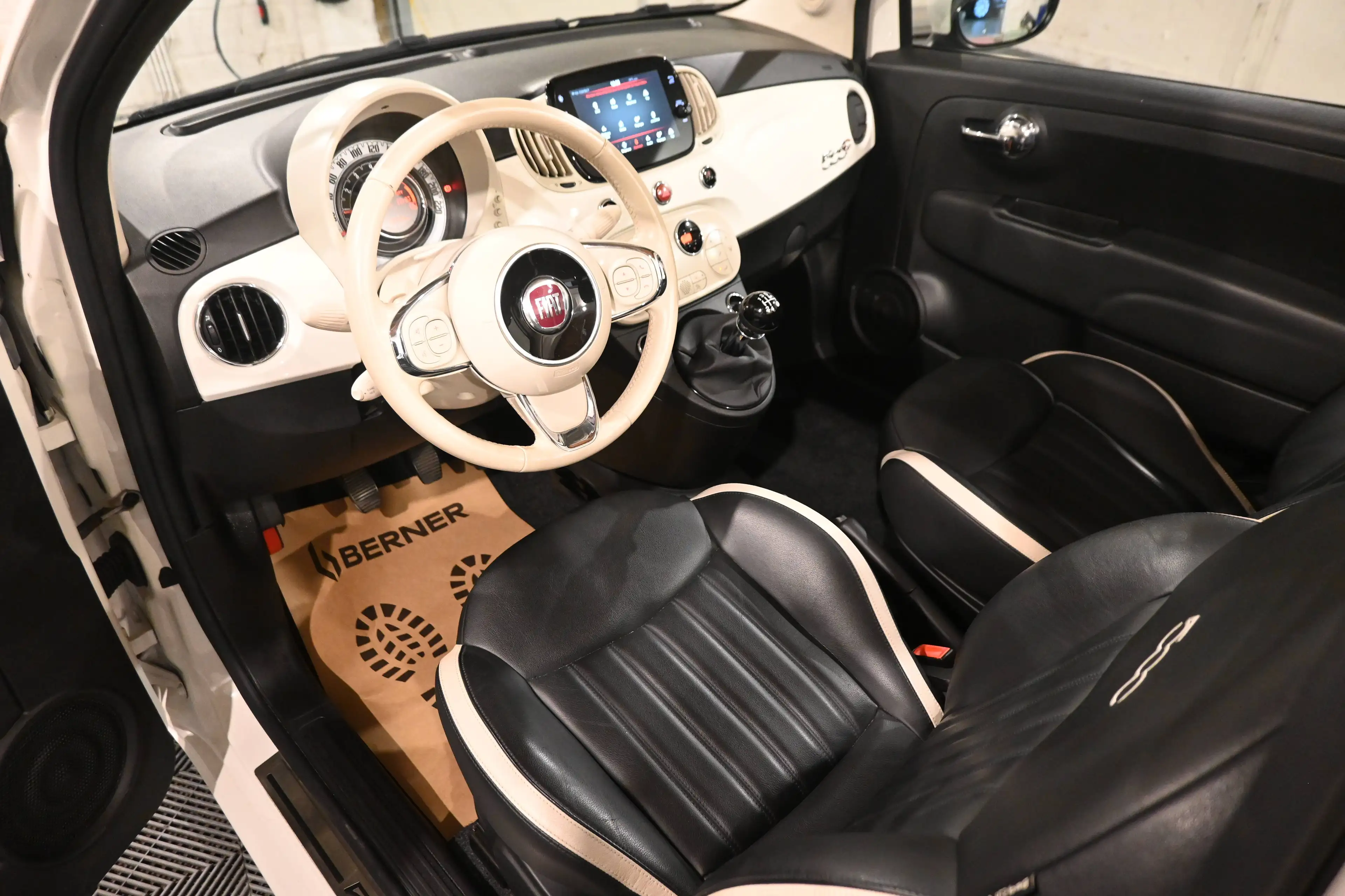 Fiat 500C 500C CABRIOLET 1.2i EURO 6d / CARPLAY / CRUISE CONTROL / CUIR / A VOIR — photo 12