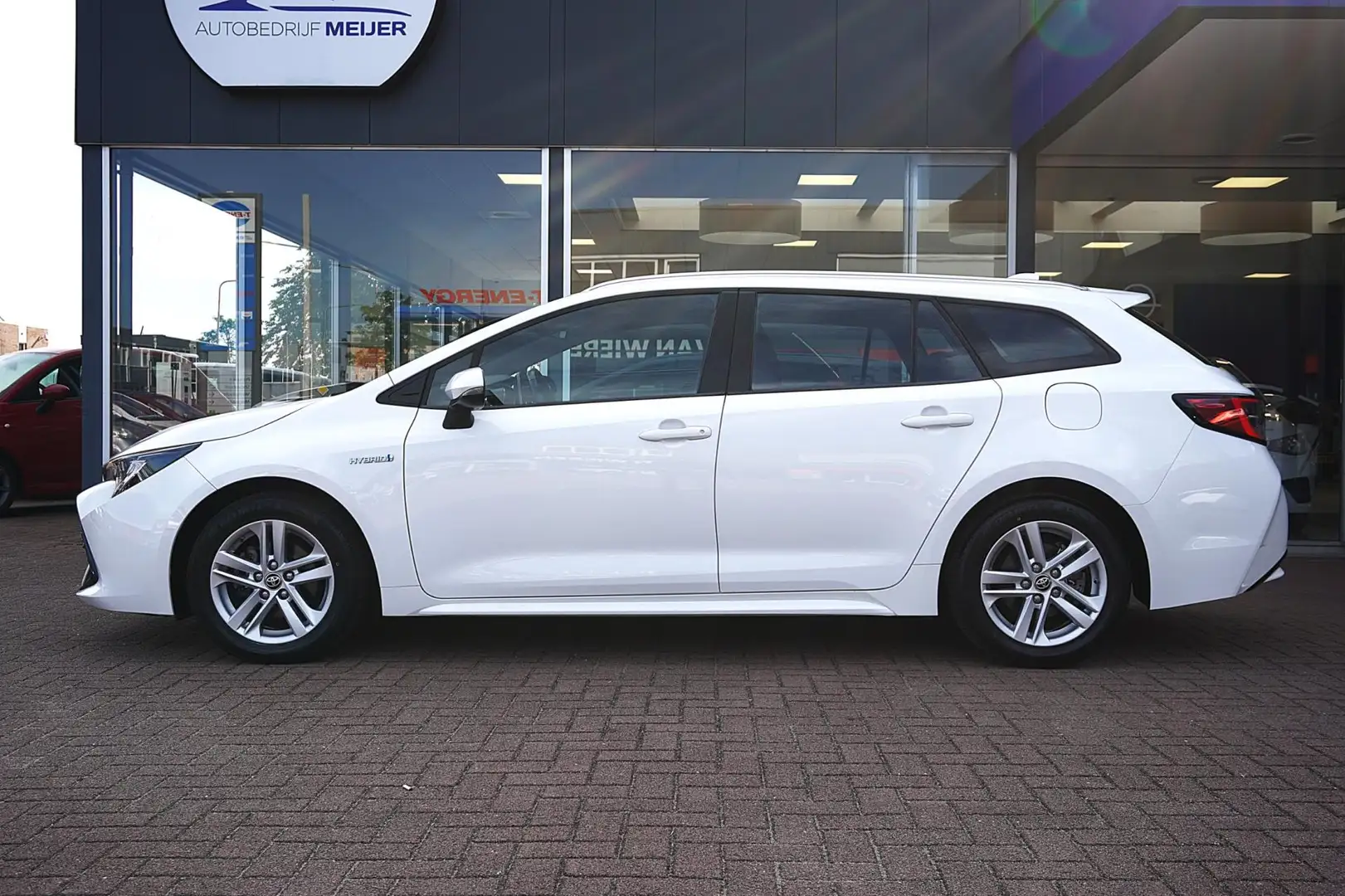 Toyota Corolla Touring Sports 1.8 Hybrid Business | Airco |Elek. Weiß - 2