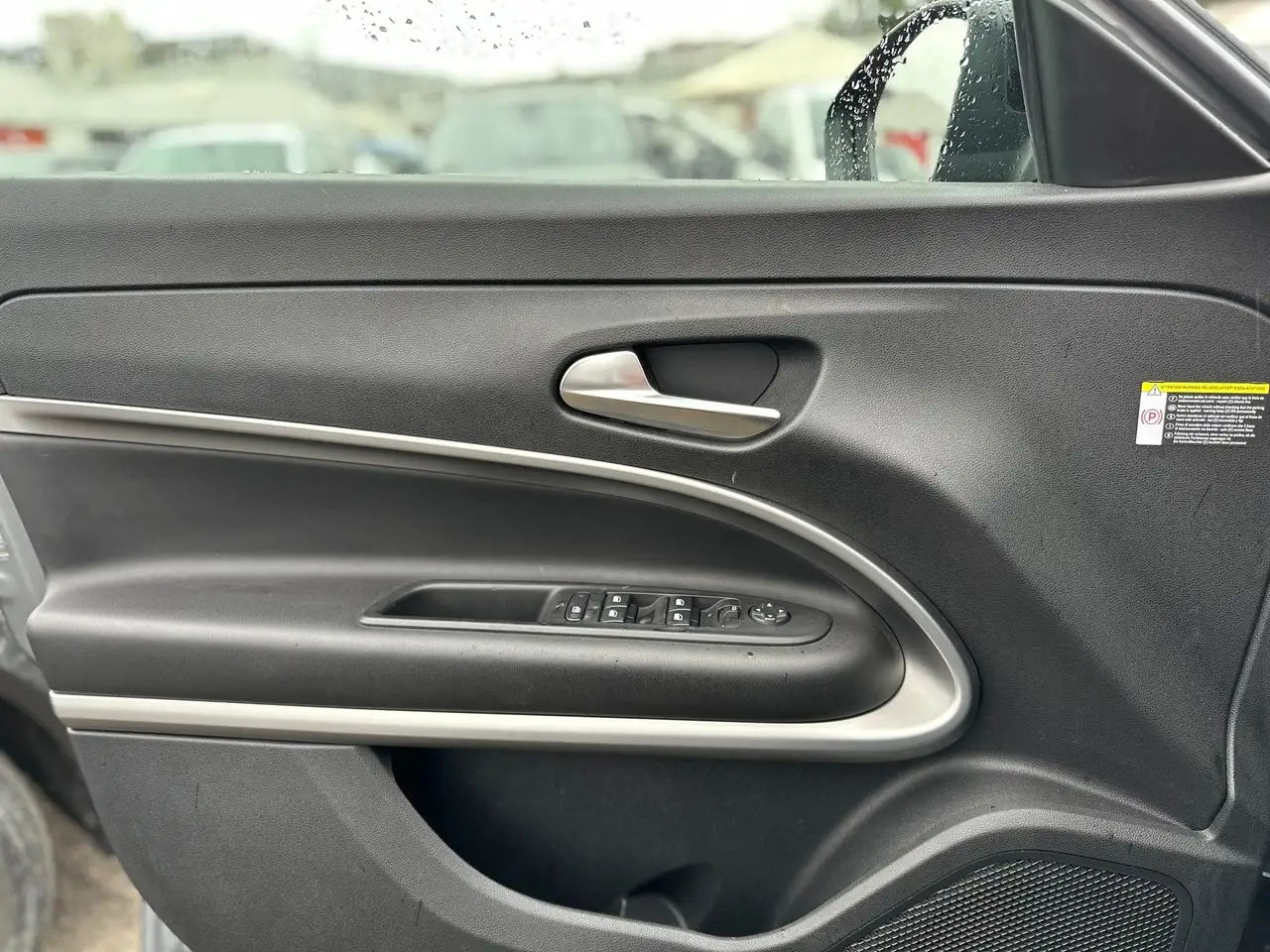 Jeep Avenger 1.2 Turbo Altitude 15