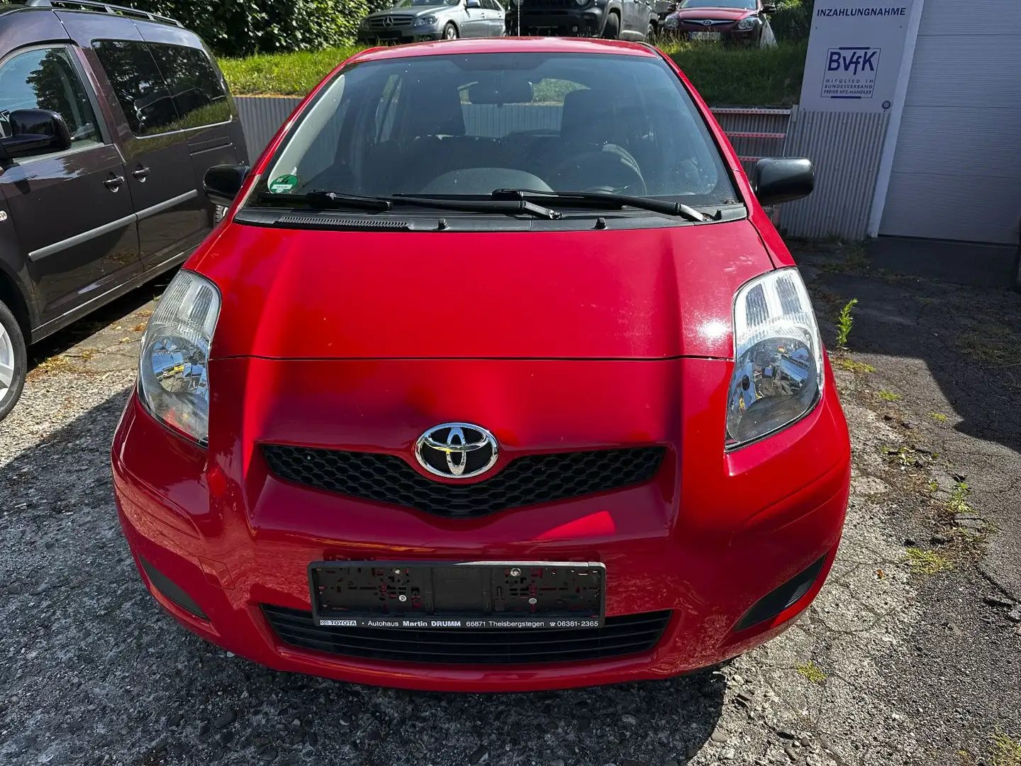 Toyota Yaris Cool Rot - 2
