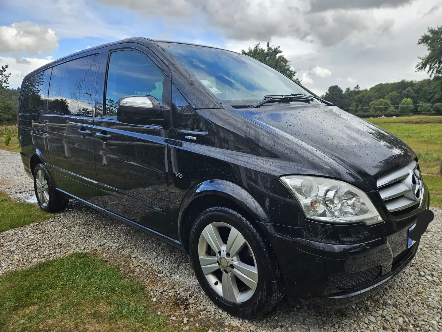 Mercedes-Benz Viano Viano v6 long elegance black with extras Noir - 1