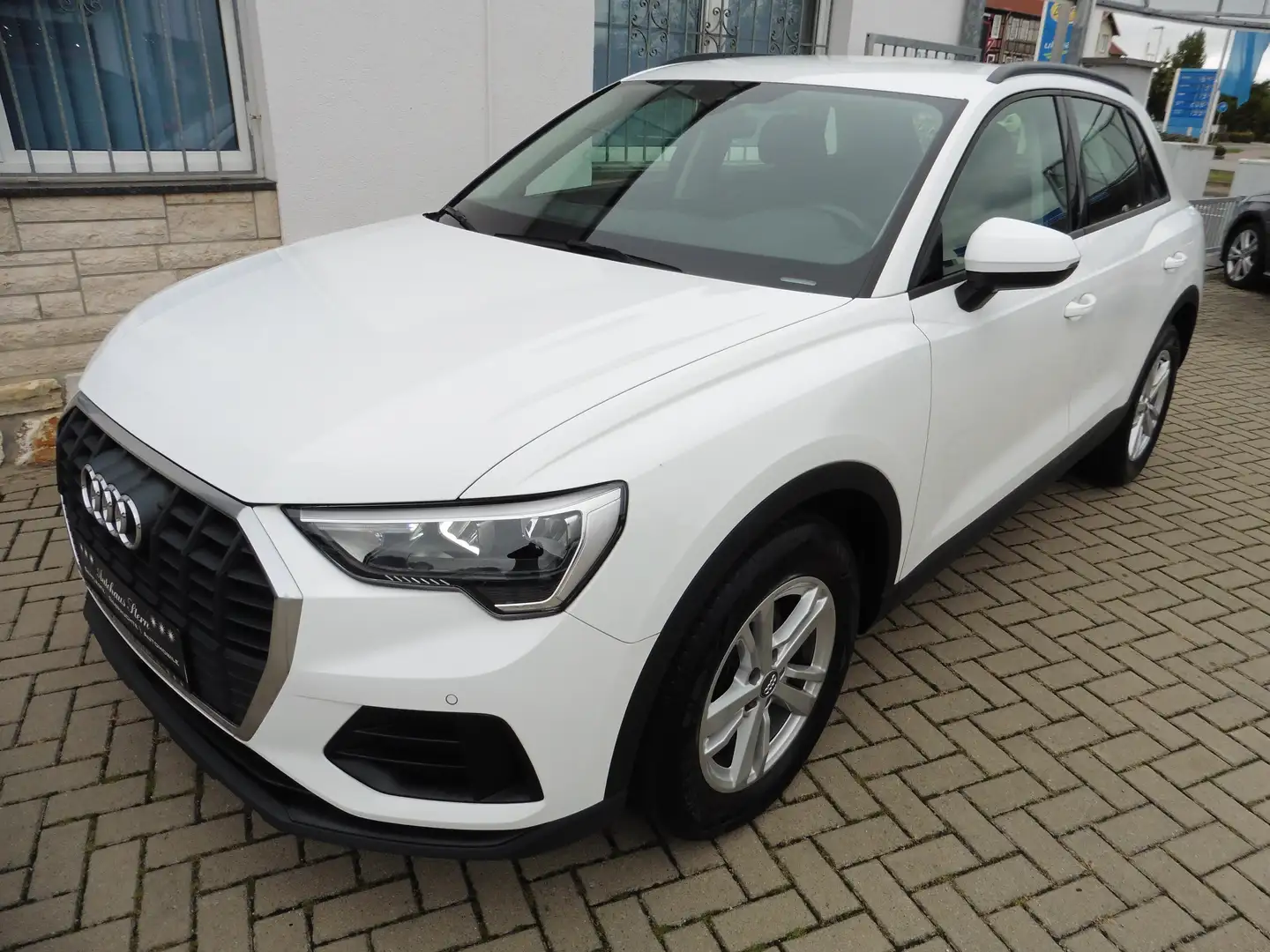 Audi Q3 35 TFSI S tronic*LED*NAVI*PDC*Keyless*Spurhalte... Weiß - 1