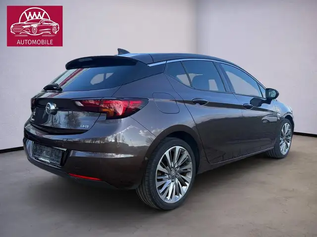 Opel Astra view 6