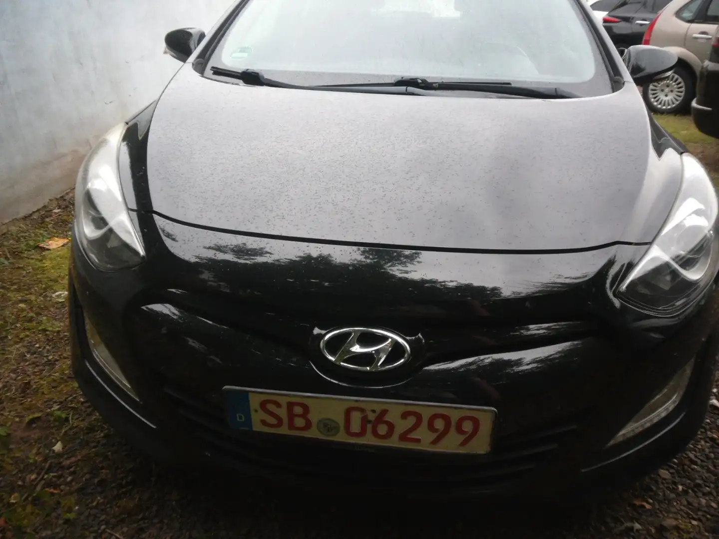 Hyundai i30 Trend 5Türig 110 PS 128000KM Navi Kamera Schwarz - 2