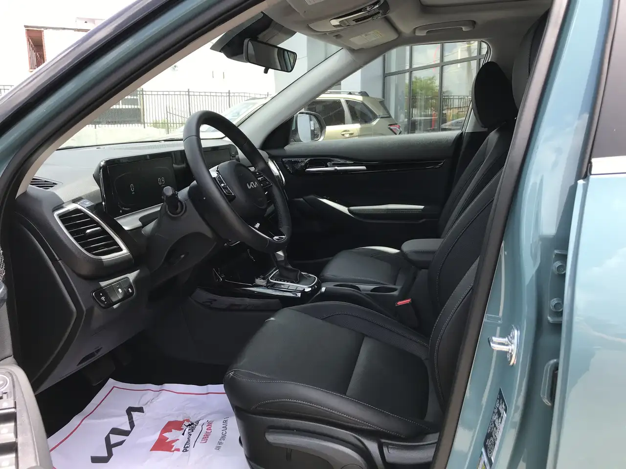 Kia Seltos снимка Kia Seltos