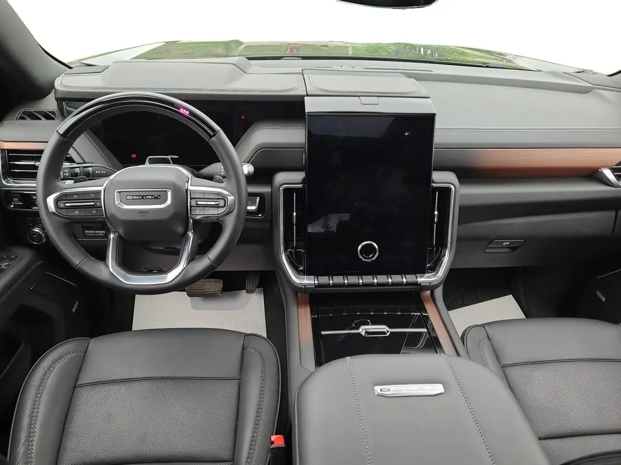 GMC Yukon снимка GMC Yukon