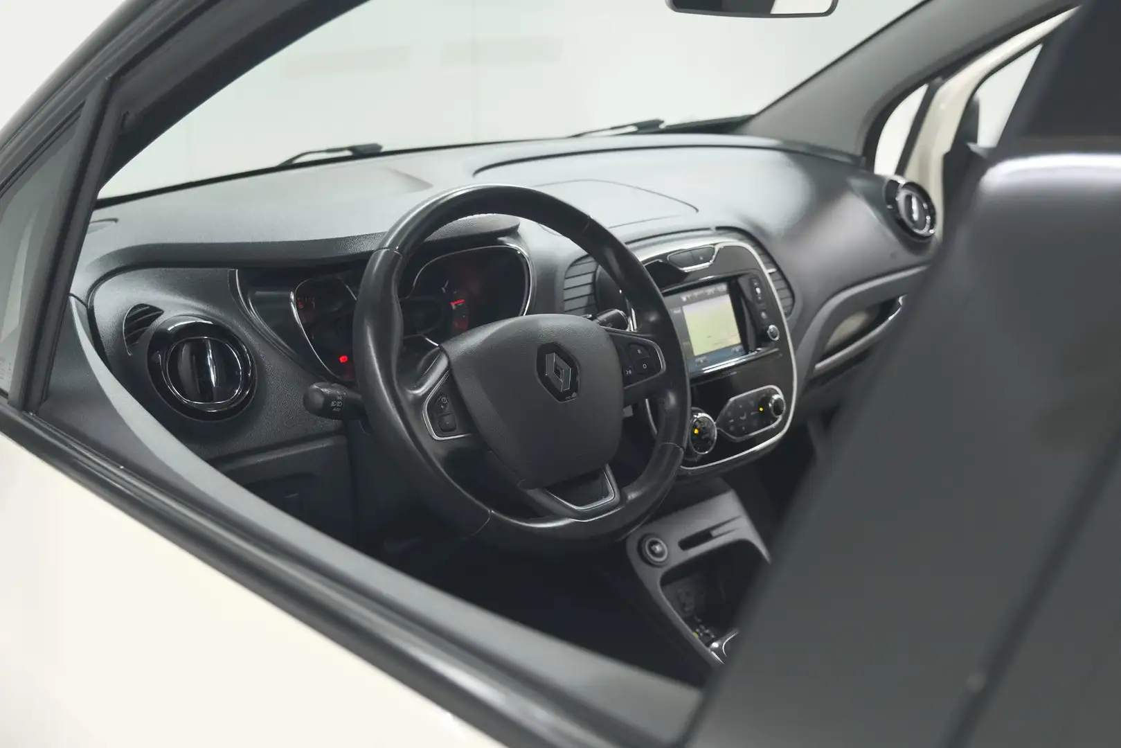 Renault Captur TCe 90 Dynamique | Parkeersensoren | Navigatie | C Weiß - 2
