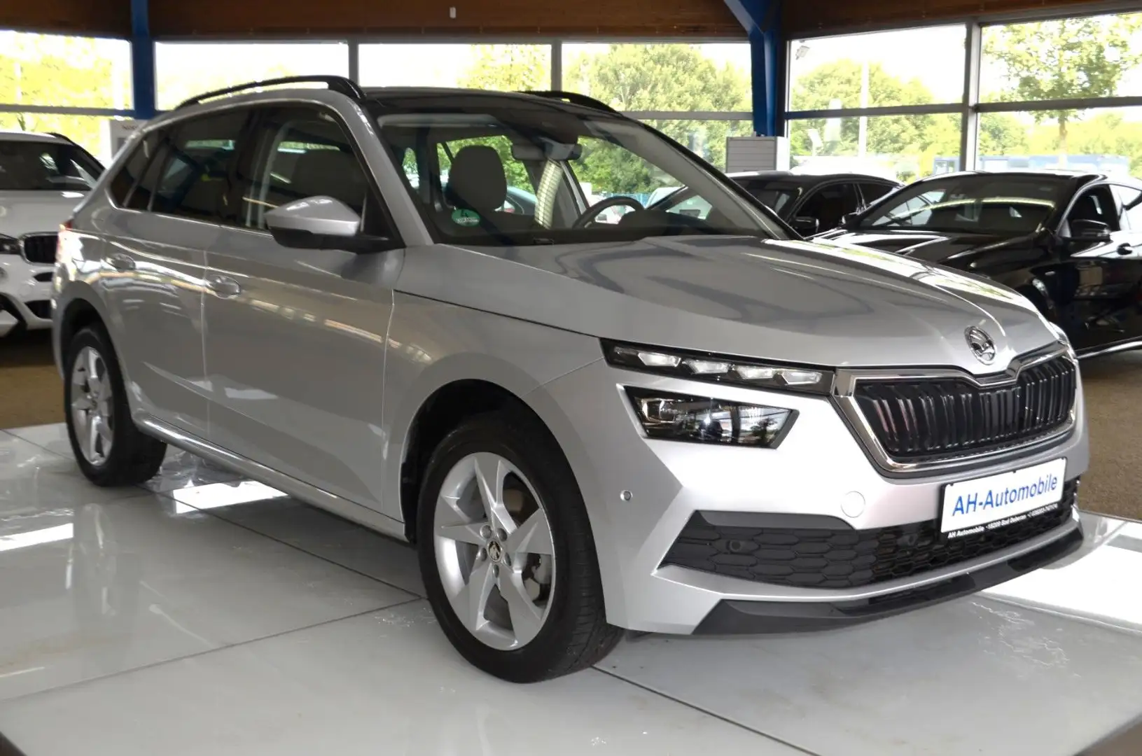 Skoda Kamiq Style Bi-XENON / Silber - 2