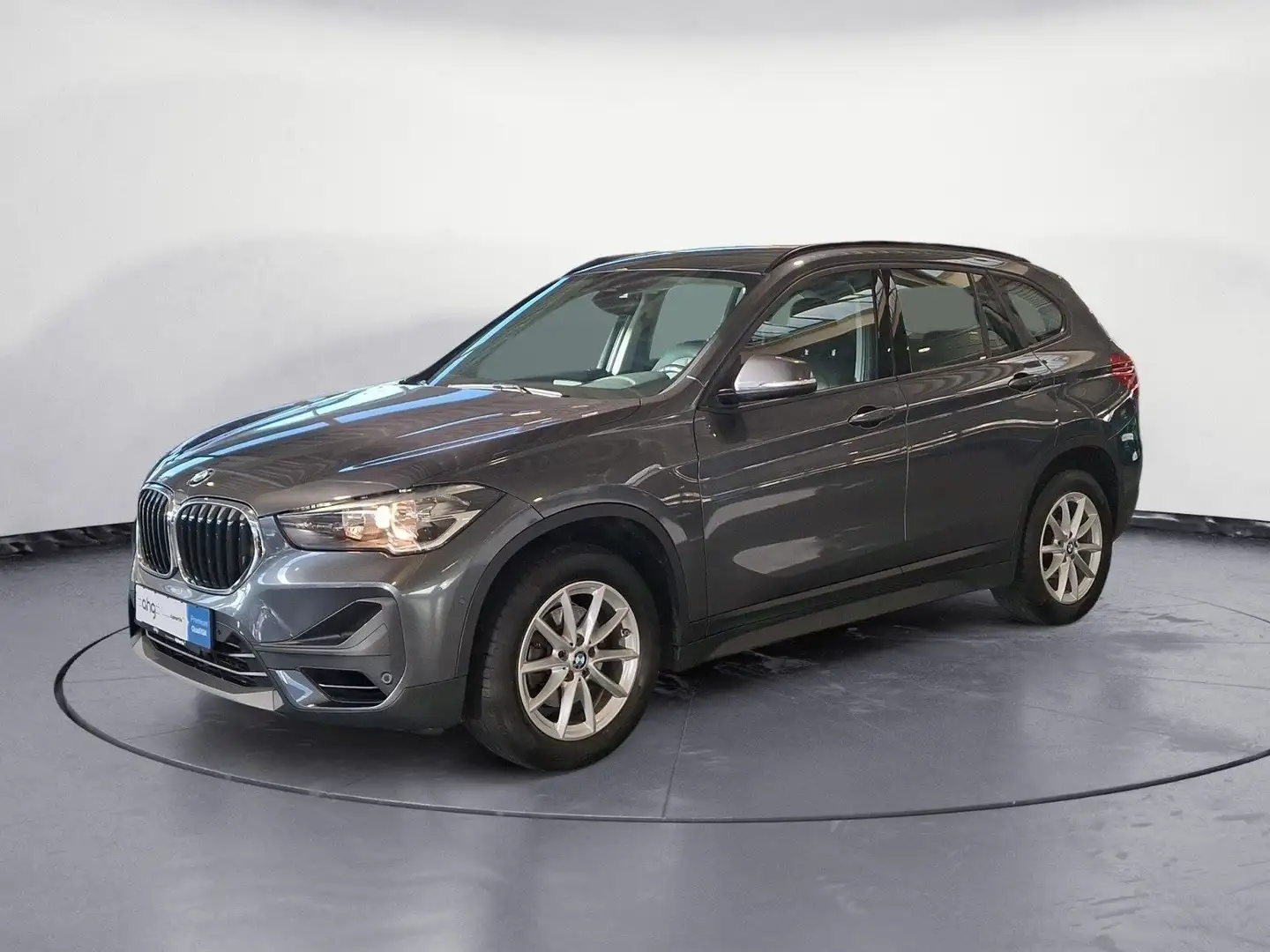 BMW X1 sDrive18i Advantage Klimaaut. AHK PDC Grau - 2