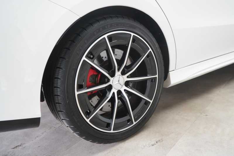 Mercedes-Benz CLA 35 AMG 4Matic AMG Speedshift Pano/Alcantara — photo 13