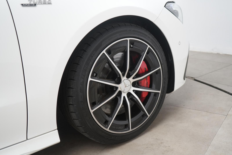Mercedes-Benz CLA 35 AMG 4Matic AMG Speedshift Pano/Alcantara — photo 12