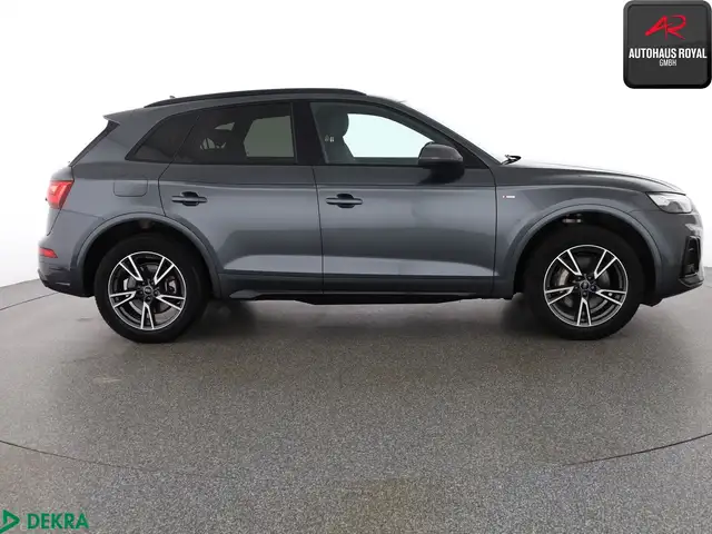 Audi Q5 view 6