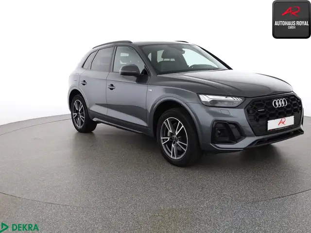Audi Q5 view 7