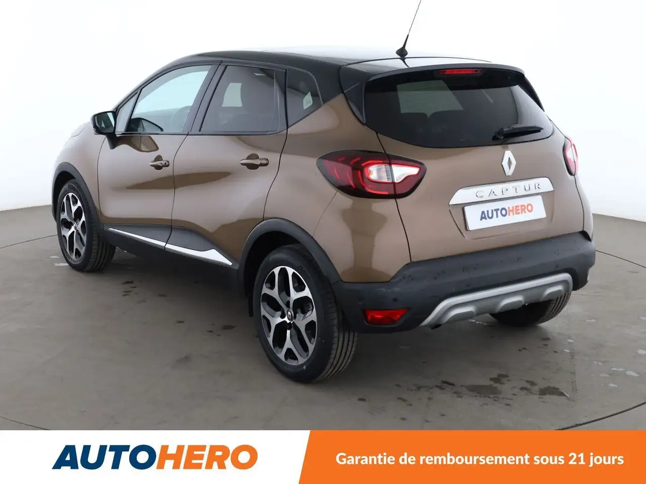 Renault Captur — photo 4
