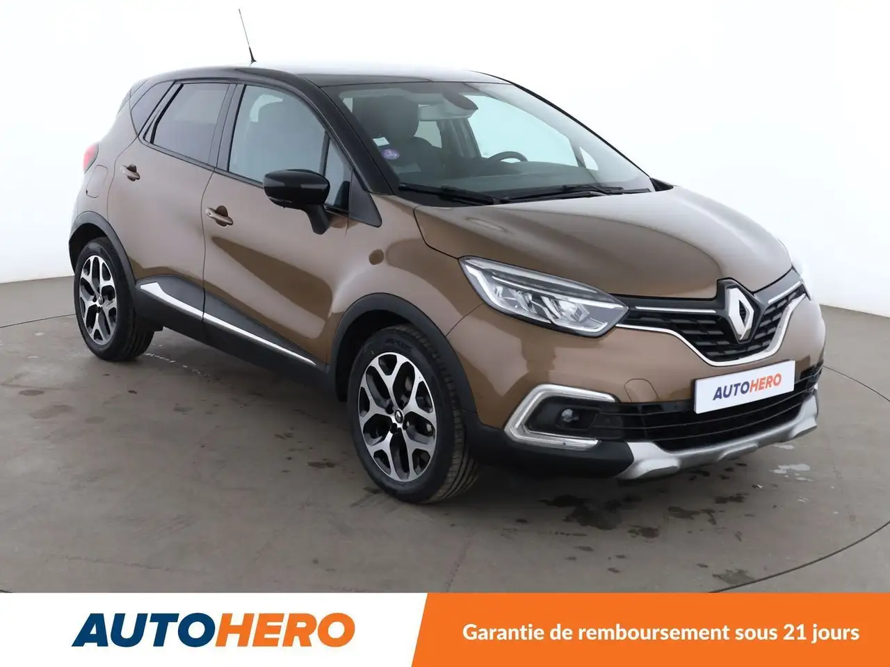 Renault Captur — photo 8