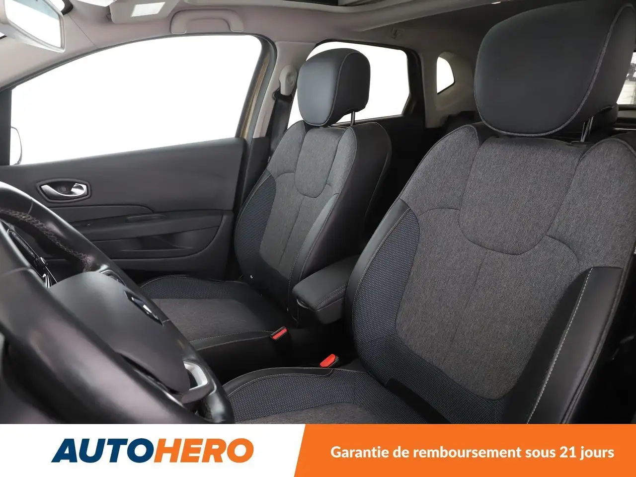 Renault Captur — photo 10