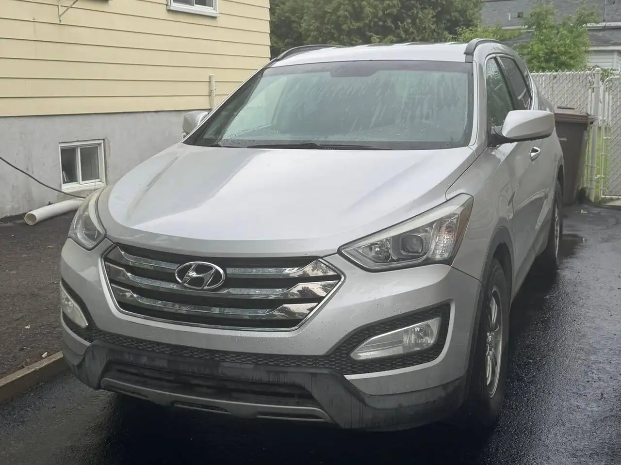 Hyundai SANTA FE photo Hyundai SANTA FE
