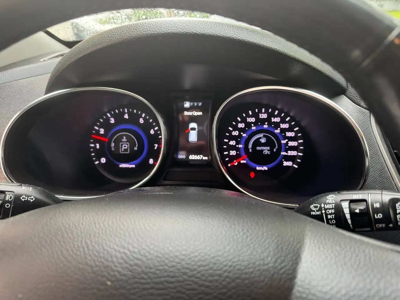 Hyundai SANTA FE photo Hyundai SANTA FE