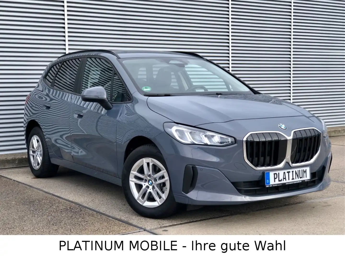 BMW 218 *2 Jahre Garantie* AHK+Kamera Grau - 2