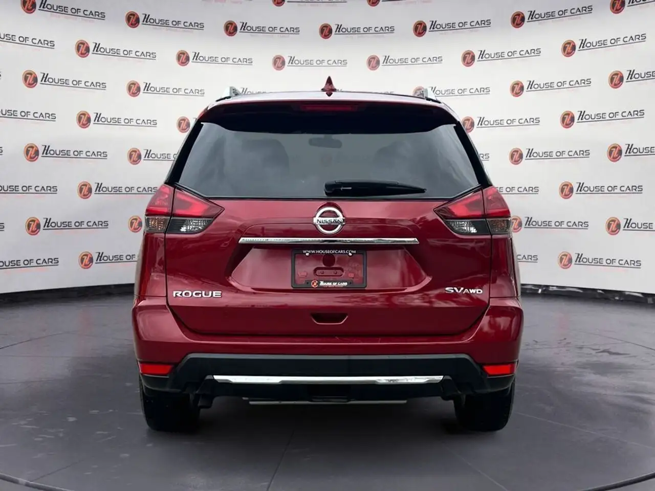 Nissan Rogue снимка Nissan Rogue