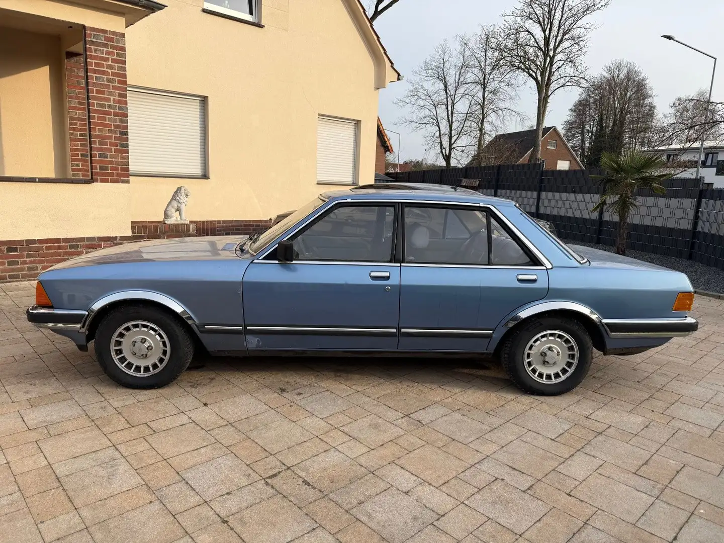 Ford Granada 2.0+Oldtimer Zulassung+Tüv 01.2028 Azul - 2