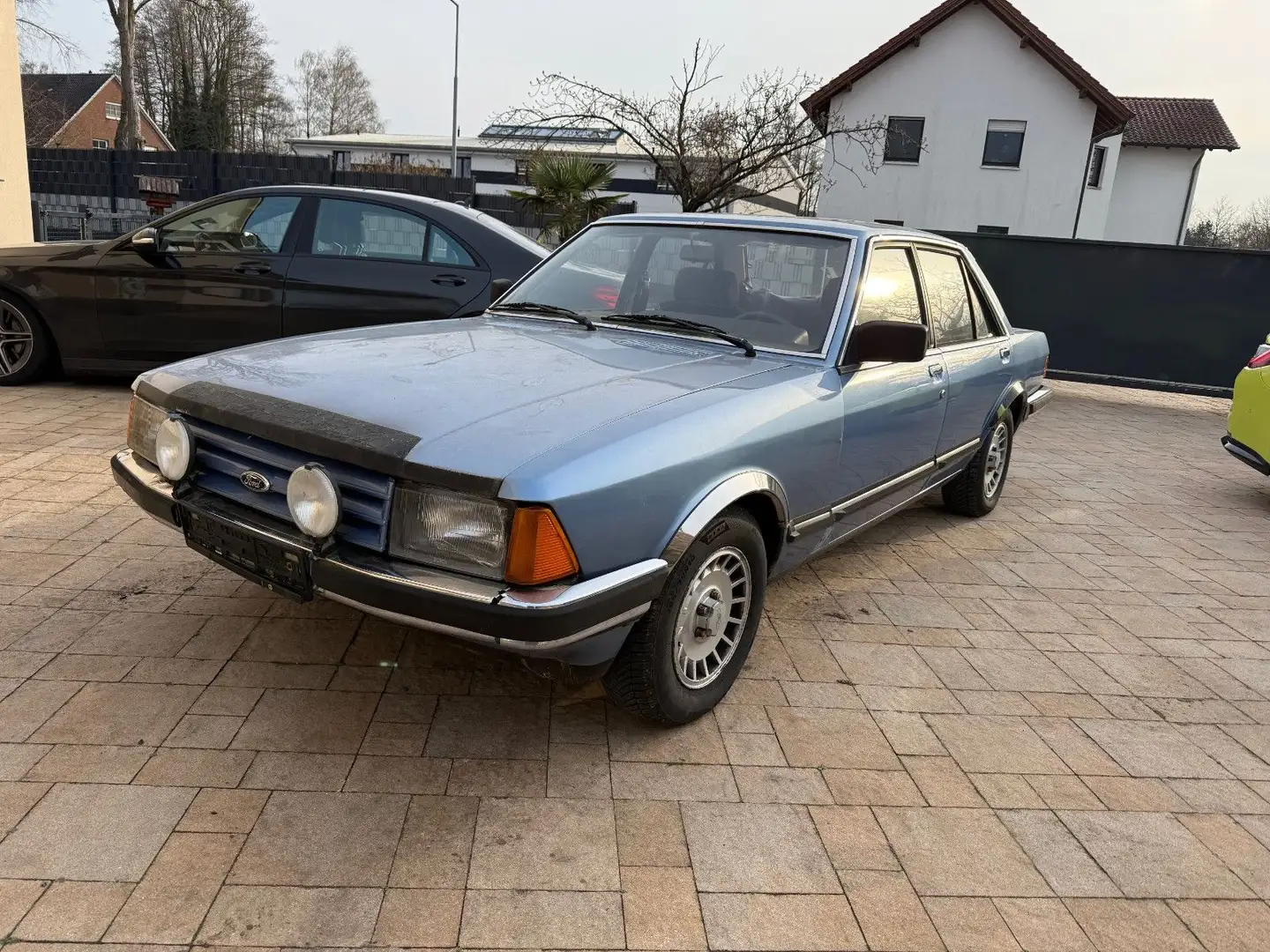 Ford Granada 2.0+Oldtimer Zulassung+Tüv 01.2028 Azul - 1