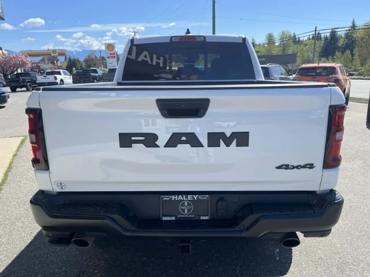RAM 1500 снимка RAM 1500
