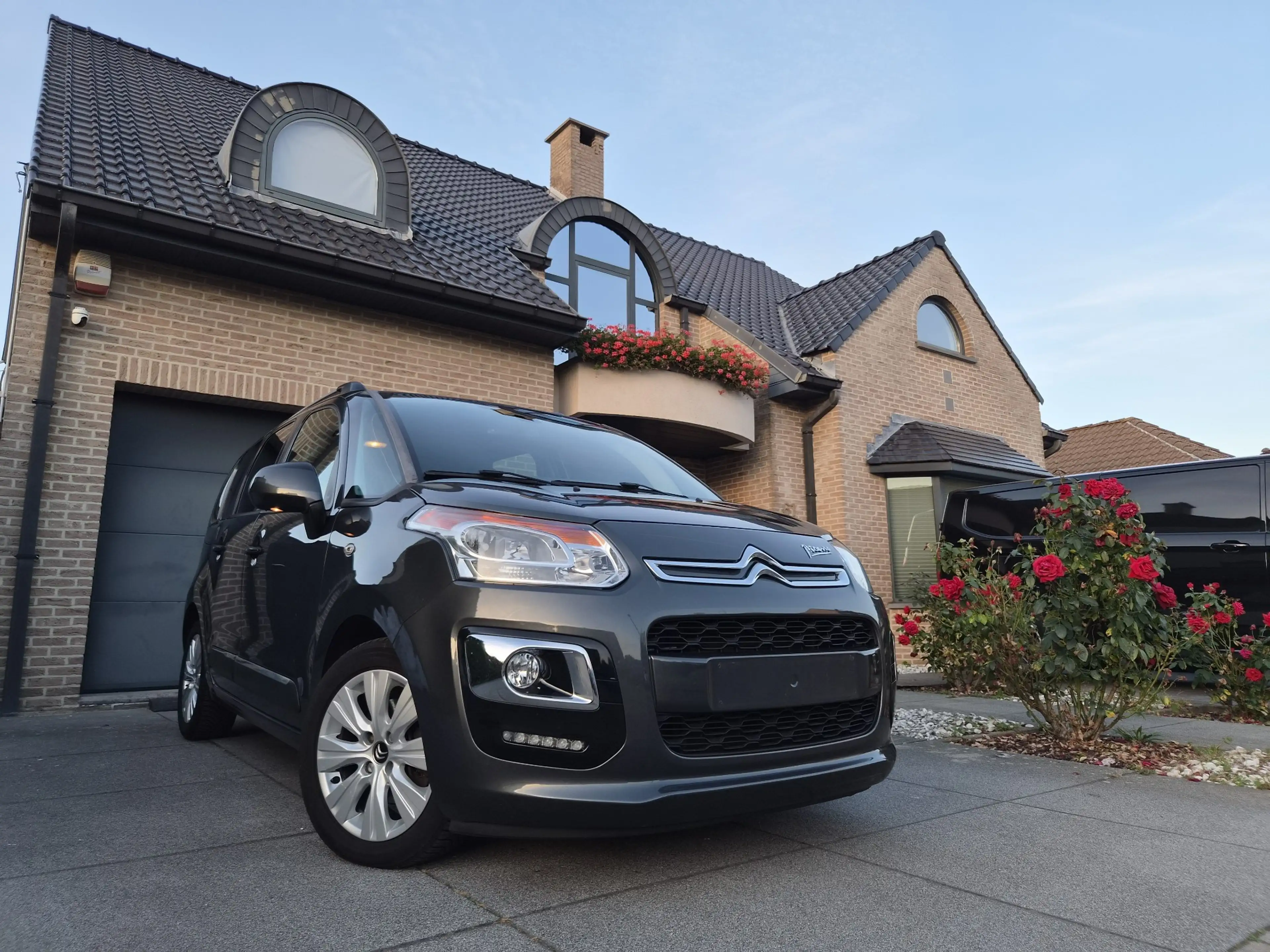 Citroen C3 Picasso 1.6 VTi Exclusive / CAMERA / CRUISE / AIRCO / — photo 3