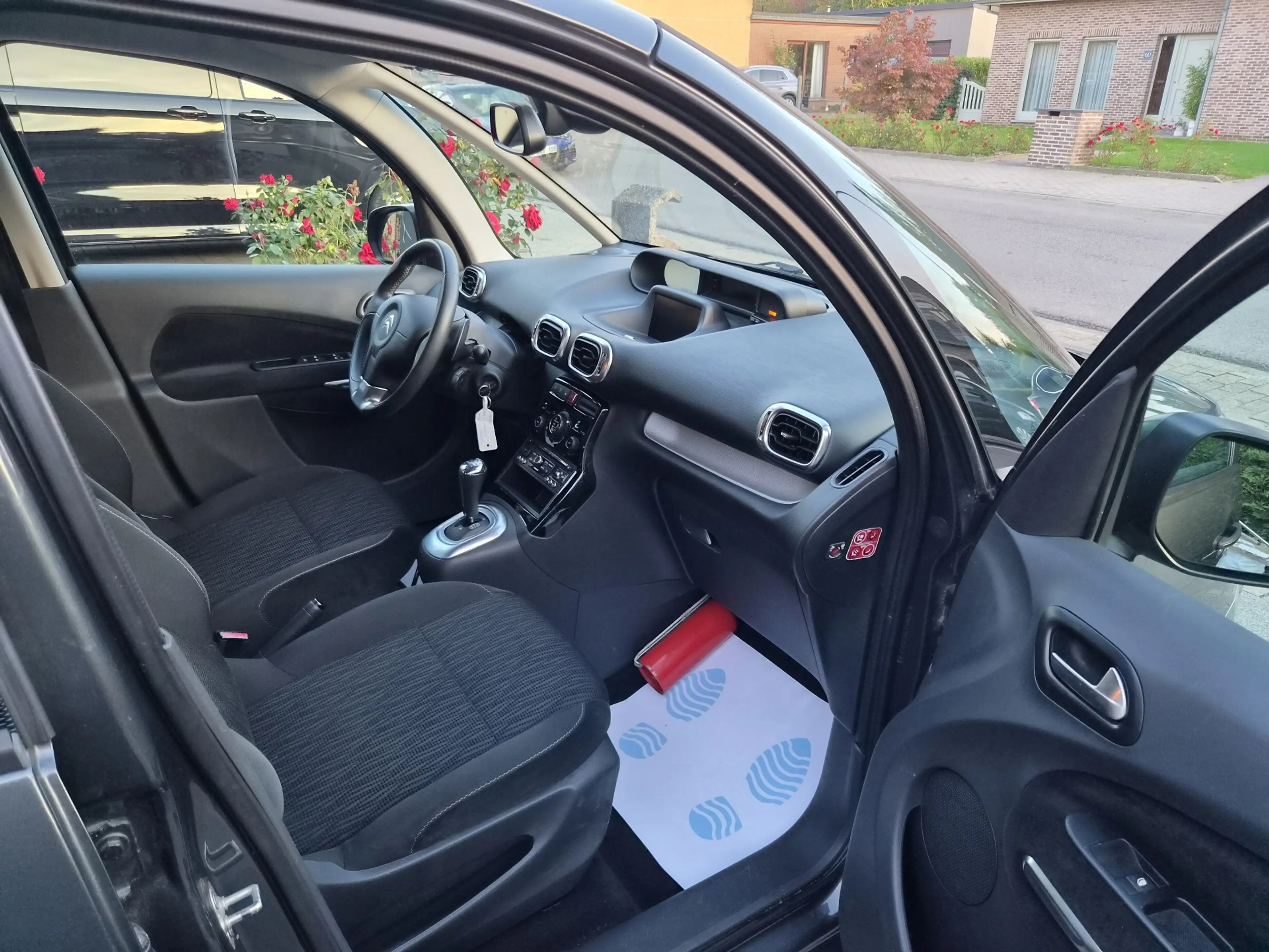 Citroen C3 Picasso 1.6 VTi Exclusive / CAMERA / CRUISE / AIRCO / — photo 6
