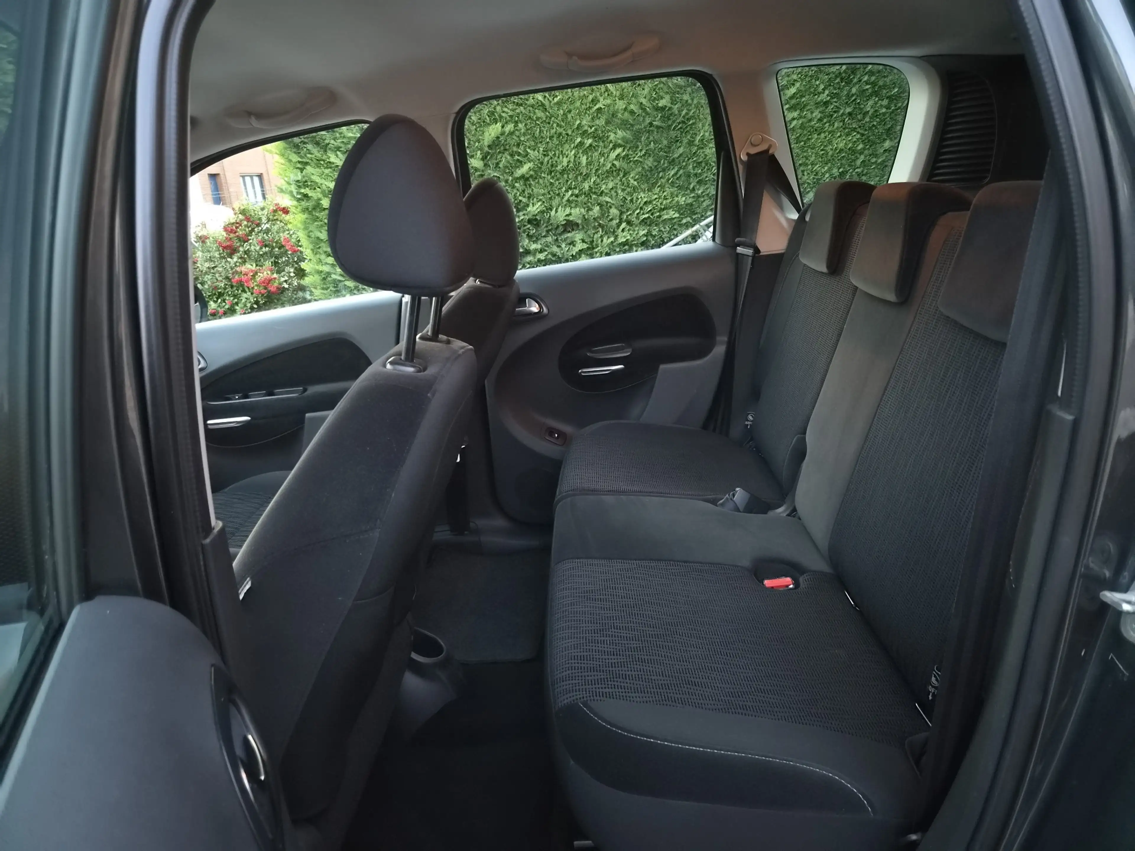 Citroen C3 Picasso 1.6 VTi Exclusive / CAMERA / CRUISE / AIRCO / — photo 7