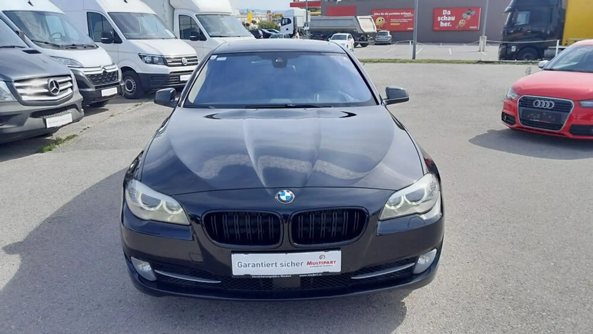 BMW 525 d xDrive Schwarz - 2