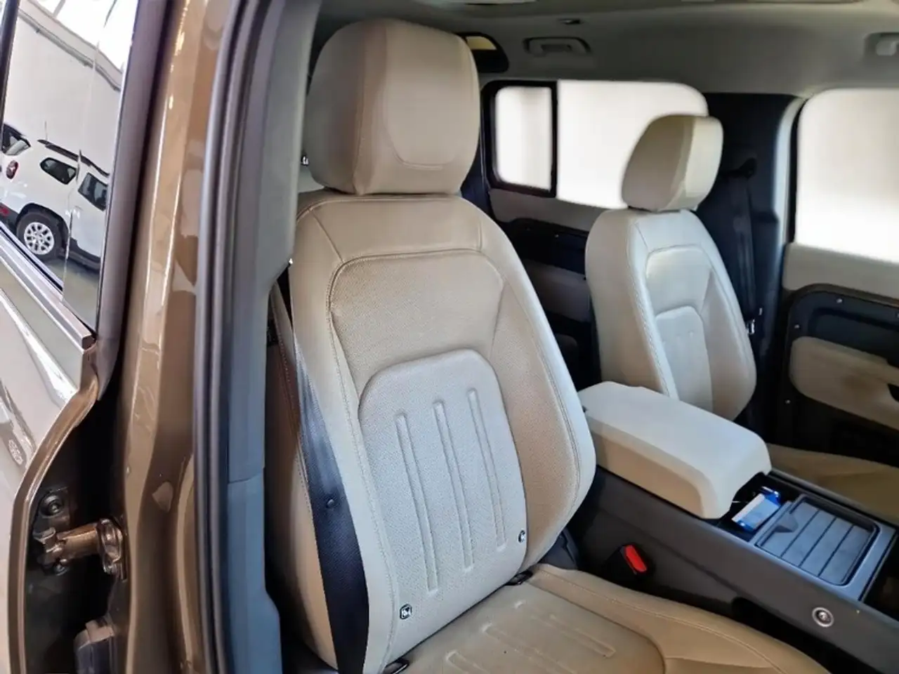 Land Rover Defender 3.0 D6 250 MHEV 110 FIRST EDITION AWD AUTOMATICO SUV, миниатюра 10